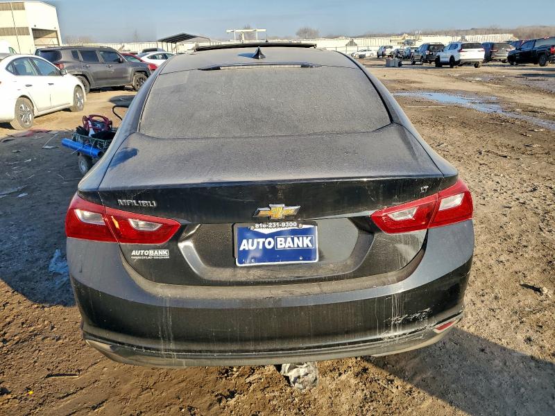 Photo 6 from auction – 2017 CHEVROLET MALIBU with VIN 1G1ZE5ST0HF172348