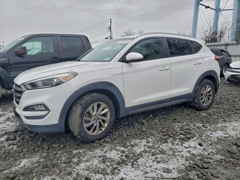 HYUNDAI TUCSON LIM 2016 with VIN KM8J3CA25GU235313 - Photo from auction
