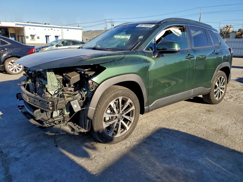TOYOTA COROLLA CR 2022 with VIN 7MUDAABG0NV022847 - Photo from auction