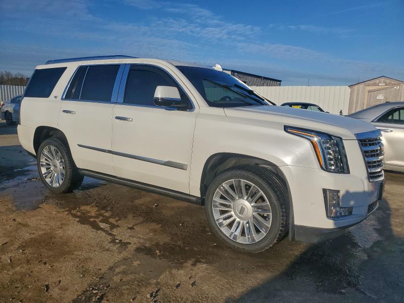 Photo 4 from auction – 2017 CADILLAC ESCALADE P with VIN 1GYS4DKJ2HR124900