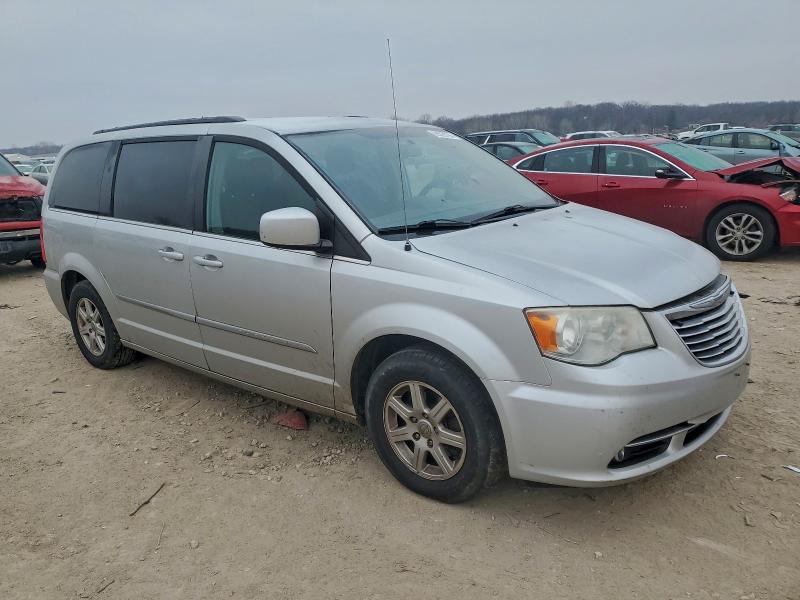 Photo 4 from auction – 2011 CHRYSLER TOWN & COU with VIN 2A4RR5DG5BR739336
