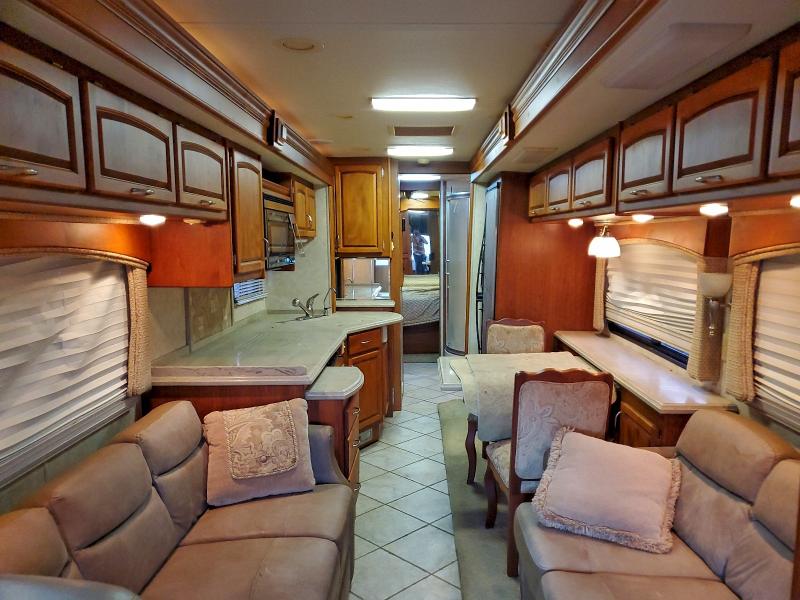 Photo 6 from auction – 2008 ROADMASTER RAIL MONOCOQUE with VIN 1RF43464X82044901