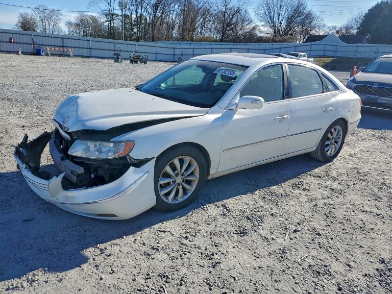 HYUNDAI AZERA SE 2008 with VIN KMHFC46F28A291154 - Photo from auction