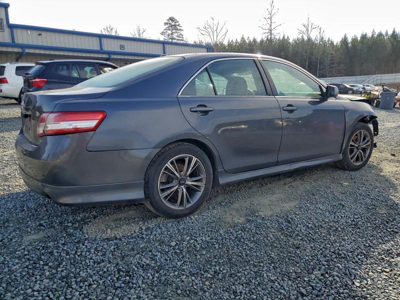 Photo 3 from auction – 2010 TOYOTA CAMRY BASE with VIN 4T1BF3EKXAU021334