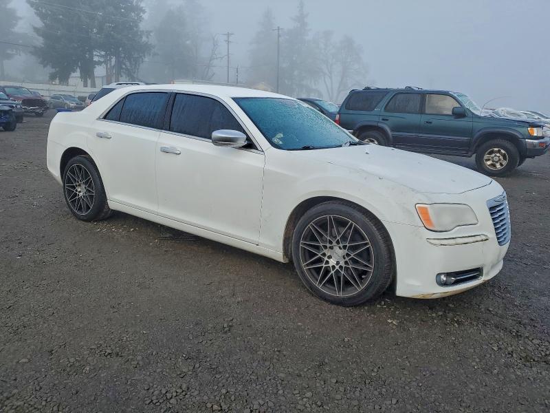 Photo 4 from auction – 2014 CHRYSLER 300C with VIN 2C3CCAKT9EH170091