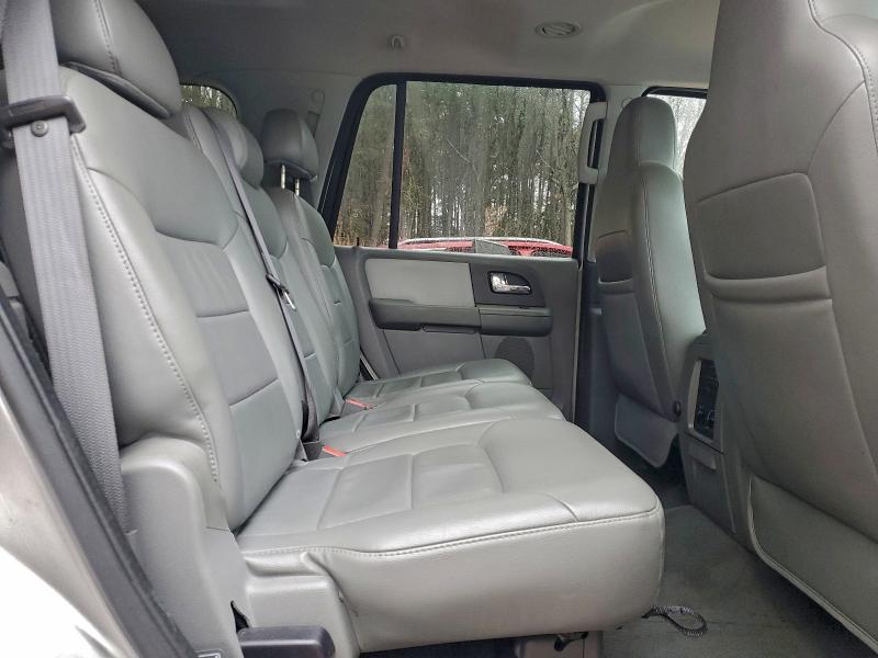 Photo 11 from auction – 2005 FORD EXPEDITION with VIN 1FMPU15525LA37095