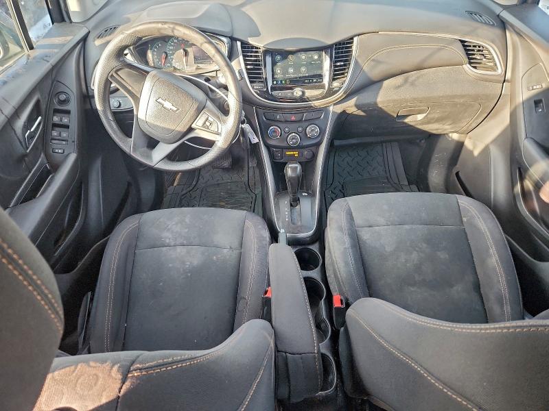 Photo 8 from auction – 2019 CHEVROLET TRAX LS with VIN 3GNCJNSBXKL113585