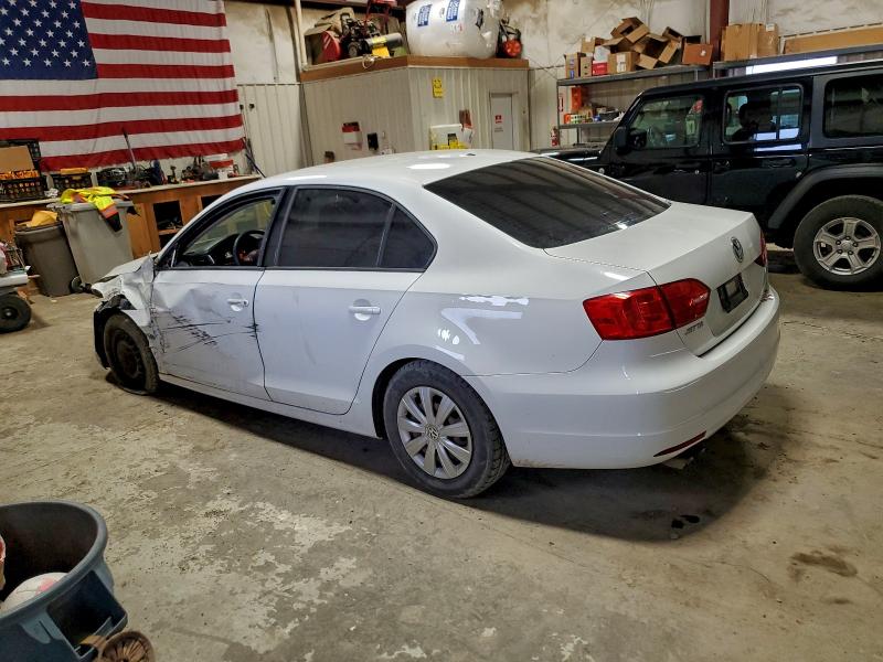 Photo 2 from auction – 2014 VOLKSWAGEN JETTA BASE with VIN 3VW2K7AJ2EM314415