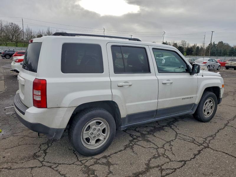 Photo 3 from auction – 2016 JEEP PATRIOT SP with VIN 1C4NJPBA8GD634032