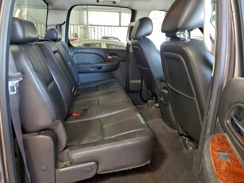 Photo 10 from auction – 2012 GMC SIERRA K25 with VIN 1GT121CG3CF205472
