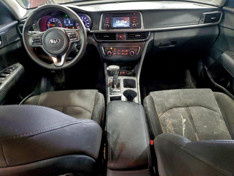 Photo 8 from auction – 2017 KIA OPTIMA with VIN 5XXGT4L37HG138972