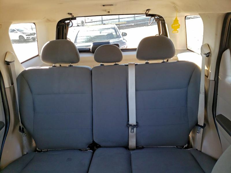Photo 10 from auction – 2008 FORD ESCAPE XLS with VIN 1FMCU92Z48KB16122