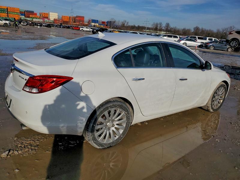 Photo 3 from auction – 2013 BUICK REGAL PREM with VIN 2G4GS5EV6D9227789
