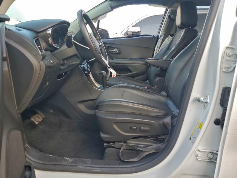 Photo 7 from auction – 2021 CHEVROLET TRAX 1LT with VIN KL7CJLSB3MB353947