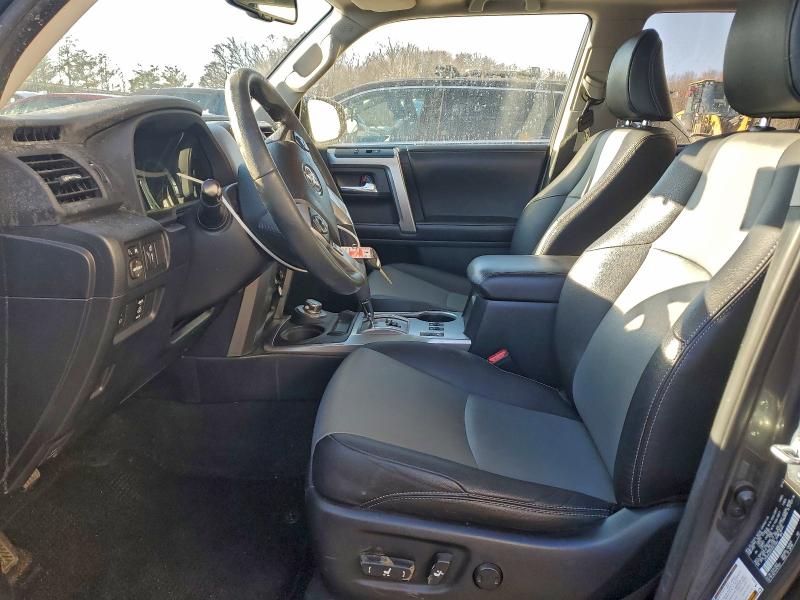 Photo 7 from auction – 2017 TOYOTA 4RUNNER SR with VIN JTEBU5JR3H5412964