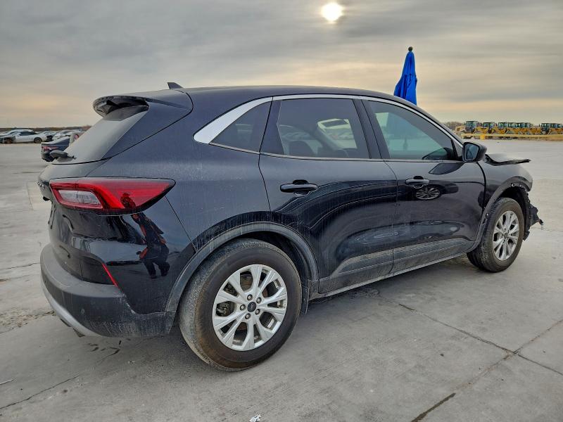 Photo 3 from auction – 2023 FORD ESCAPE ACT with VIN 1FMCU0GN5PUB37386