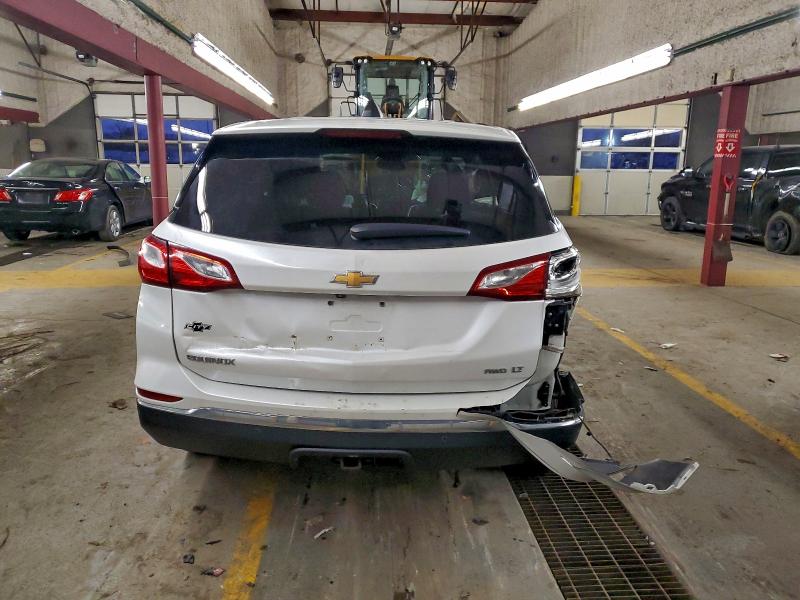 Photo 6 from auction – 2018 CHEVROLET EQUINOX LT with VIN 2GNAXSEV7J6229677