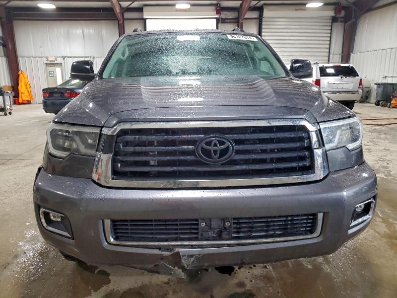Photo 5 from auction – 2022 TOYOTA SEQUOIA SR with VIN 5TDCY5B15NS187961