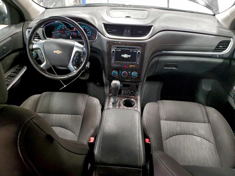 Photo 8 from auction – 2017 CHEVROLET TRAVERSE L with VIN 1GNKVGKD3HJ246511