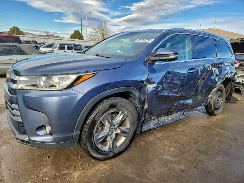TOYOTA HIGHLANDER 2018 with VIN 5TDDZRFH2JS849344 - Photo from auction