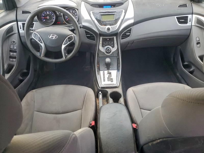 Photo 8 from auction – 2011 HYUNDAI ELANTRA GL with VIN 5NPDH4AE5BH048000
