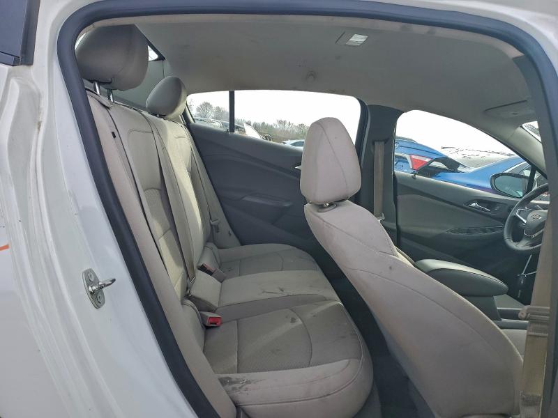 Photo 10 from auction – 2017 CHEVROLET CRUZE LS with VIN 1G1BC5SM4H7200971
