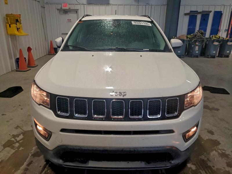 Photo 5 from auction – 2018 JEEP COMPASS LA with VIN 3C4NJCBB5JT487428