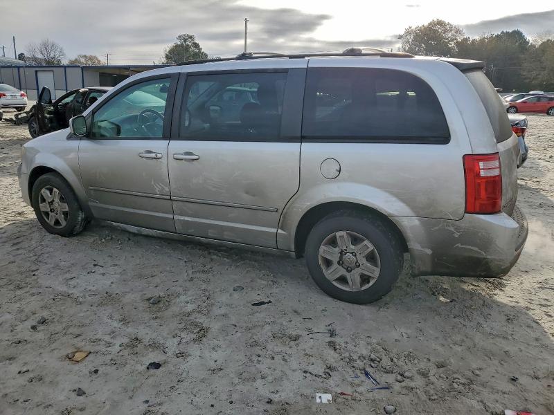 Photo 2 from auction – 2010 DODGE GRAND CARA with VIN 2D4RN5D18AR165300