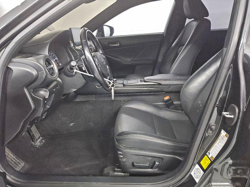 Photo 7 from auction – 2022 LEXUS IS 300 with VIN JTHAA1D25N5122008