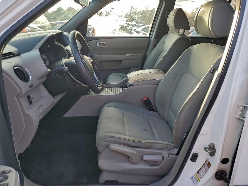 Photo 7 from auction – 2010 HONDA PILOT LX with VIN 5FNYF4H28AB018490