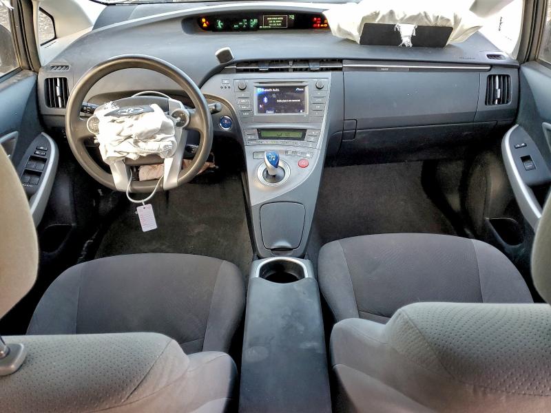 Photo 8 from auction – 2013 TOYOTA PRIUS with VIN JTDKN3DU3D5588557