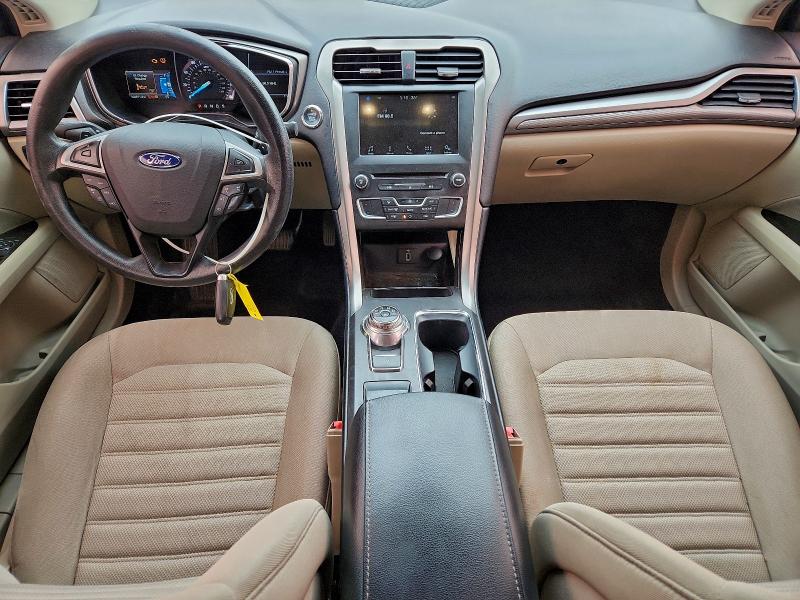 Photo 8 from auction – 2017 FORD FUSION SE with VIN 3FA6P0HD3HR272797