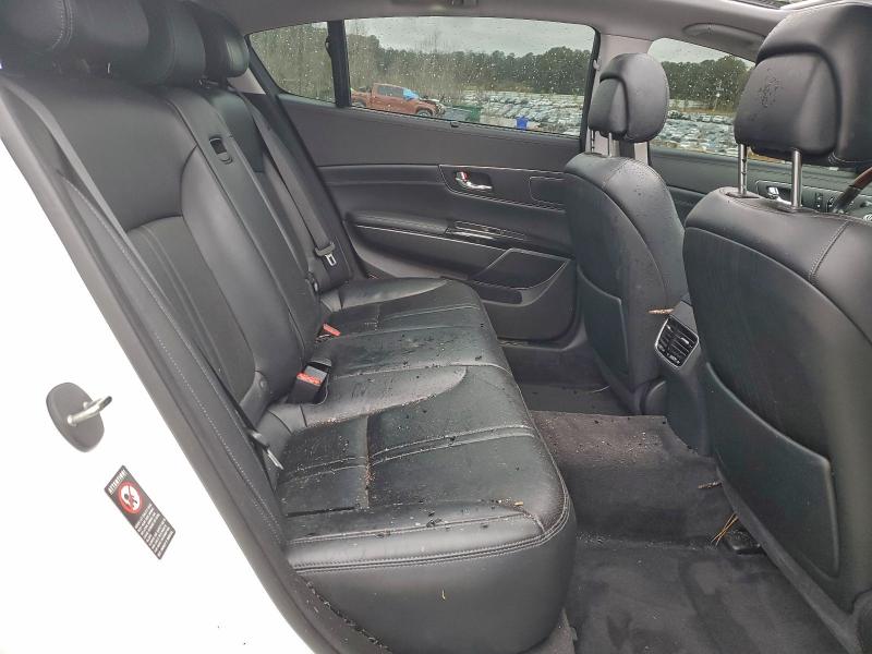 Photo 10 from auction – 2016 KIA K900 with VIN KNALU4D31G6032649