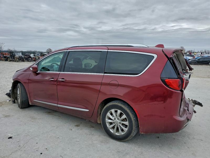 Photo 2 from auction – 2019 CHRYSLER PACIFICA T with VIN 2C4RC1BG7KR537343
