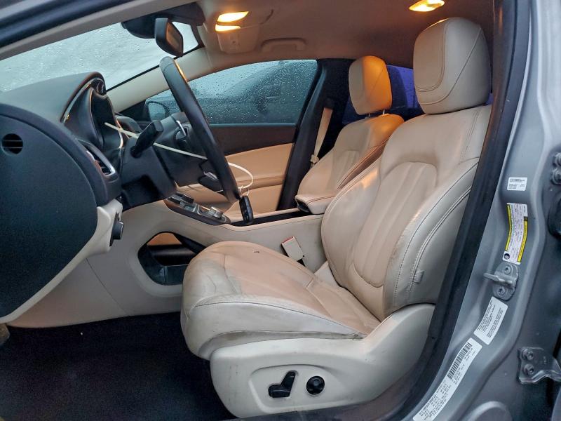 Photo 7 from auction – 2015 CHRYSLER 200 C with VIN 1C3CCCCG2FN517301