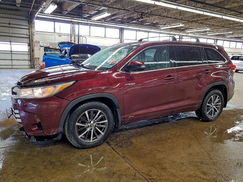 TOYOTA HIGHLANDER 2017 with VIN 5TDJGRFHXHS032254 - Photo from auction