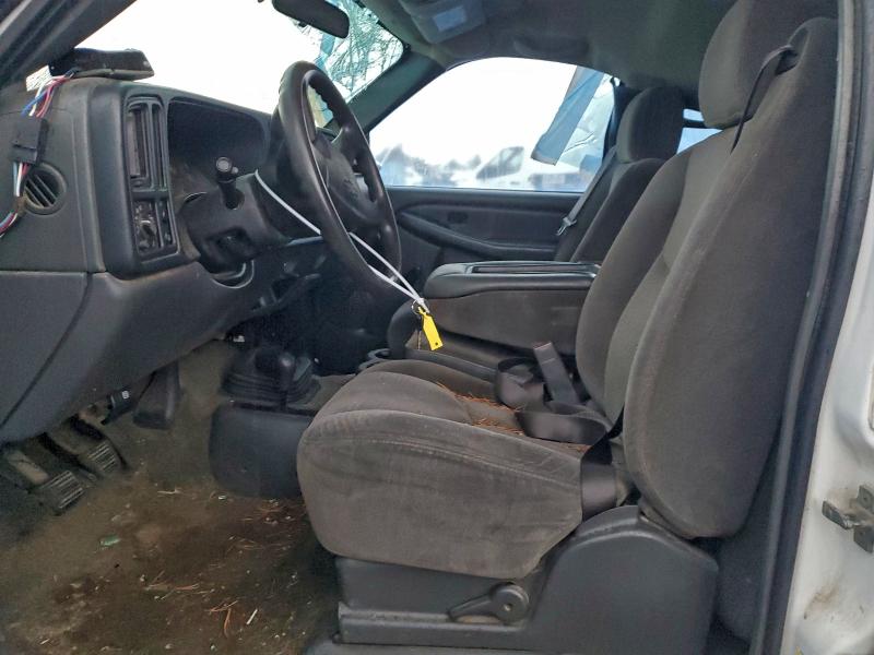 Photo 7 from auction – 2006 CHEVROLET SILVERADO with VIN 1GCHK23U86F115281