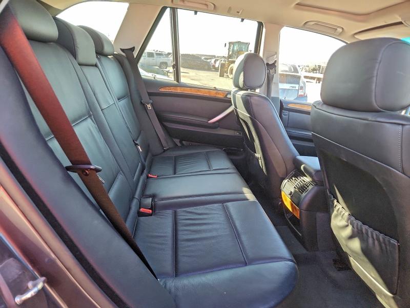 Photo 10 from auction – 2003 BMW X5 3.0I with VIN 5UXFA53533LV95374