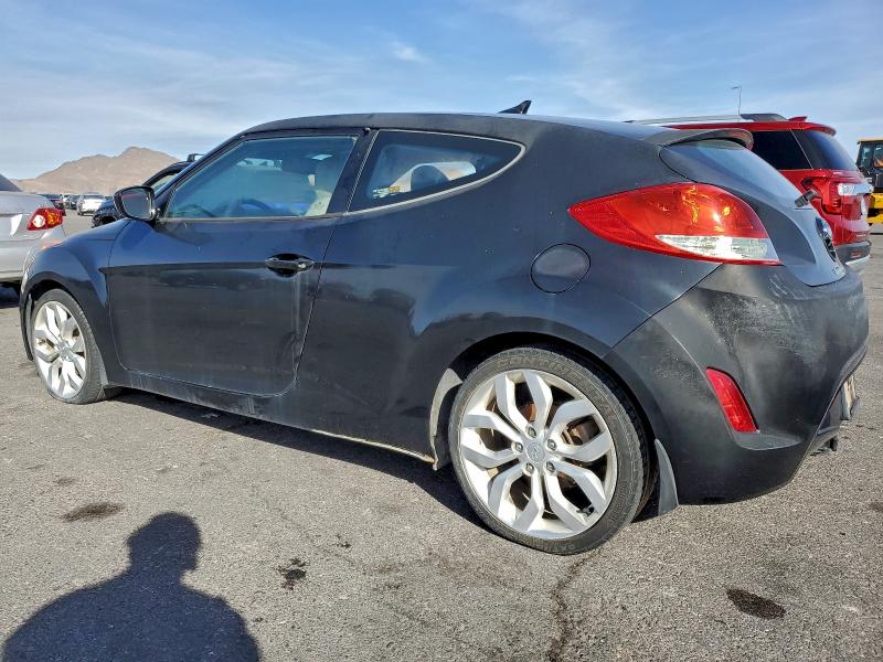 Photo 2 from auction – 2013 HYUNDAI VELOSTER with VIN KMHTC6AD2DU133023