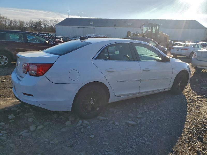 Photo 3 from auction – 2015 CHEVROLET MALIBU LS with VIN 1G11A5SL2FF307349