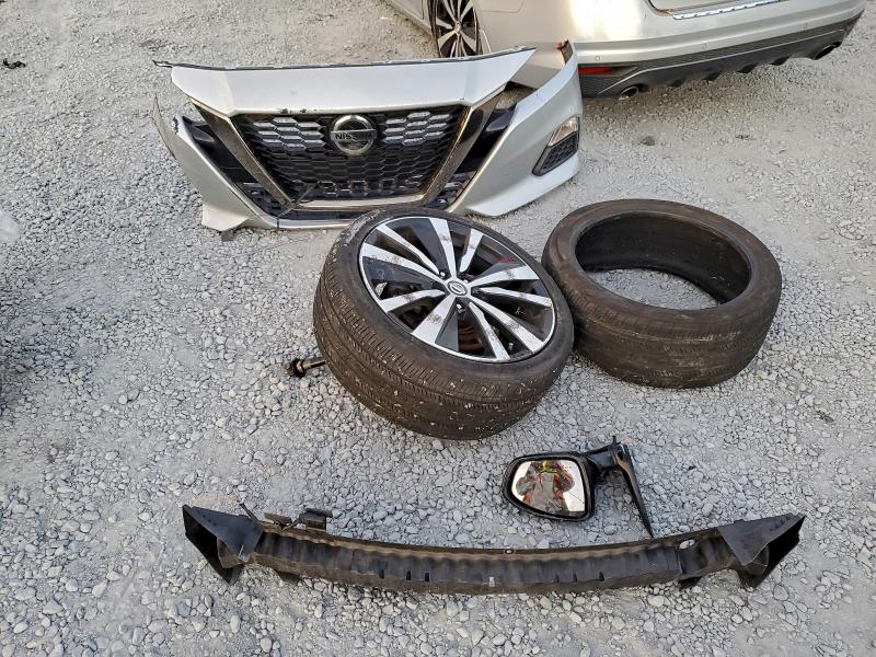 Photo 12 from auction – 2020 NISSAN ALTIMA SR with VIN 1N4BL4CV4LC276799