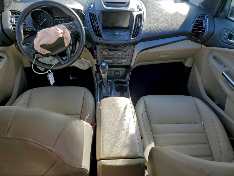 Photo 8 from auction – 2018 FORD ESCAPE SEL with VIN 1FMCU0HD5JUC74485