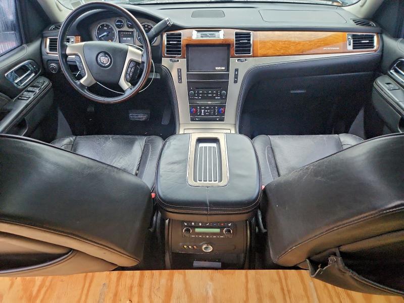 Photo 8 from auction – 2012 CADILLAC ESCALADE E with VIN 1GYS4KEFXCR257618