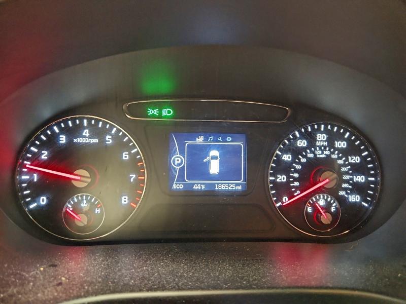 Photo 9 from auction – 2017 KIA SORENTO LX with VIN 5XYPGDA52HG328876
