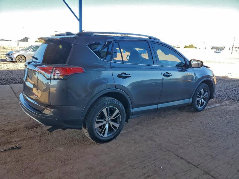 Photo 3 from auction – 2018 TOYOTA RAV4 ADVEN with VIN JTMRFREV2JJ727487