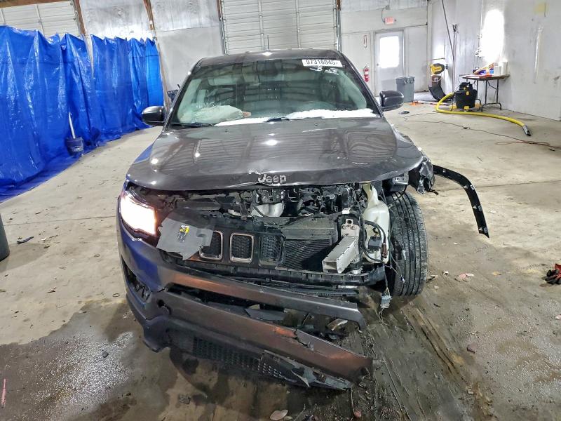 Photo 5 from auction – 2019 JEEP COMPASS SP with VIN 3C4NJCAB1KT636680