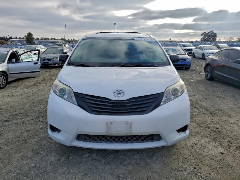 Photo 5 from auction – 2012 TOYOTA SIENNA with VIN 5TDZK3DC8CS206708