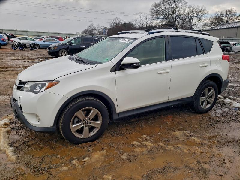 Photo 1 from auction – 2015 TOYOTA RAV4 XLE with VIN JTMRFREV3FJ038162