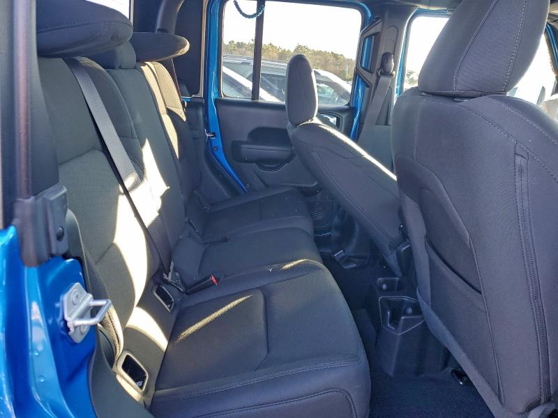 Photo 10 from auction – 2022 JEEP GLADIATOR with VIN 1C6HJTAGXNL140308