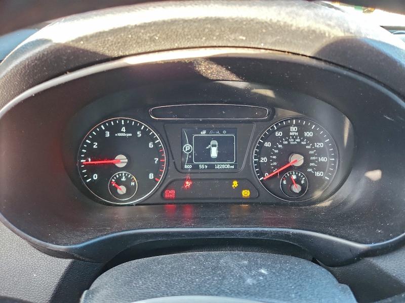 Photo 9 from auction – 2017 KIA SORENTO with VIN 5XYPG4A32HG257435